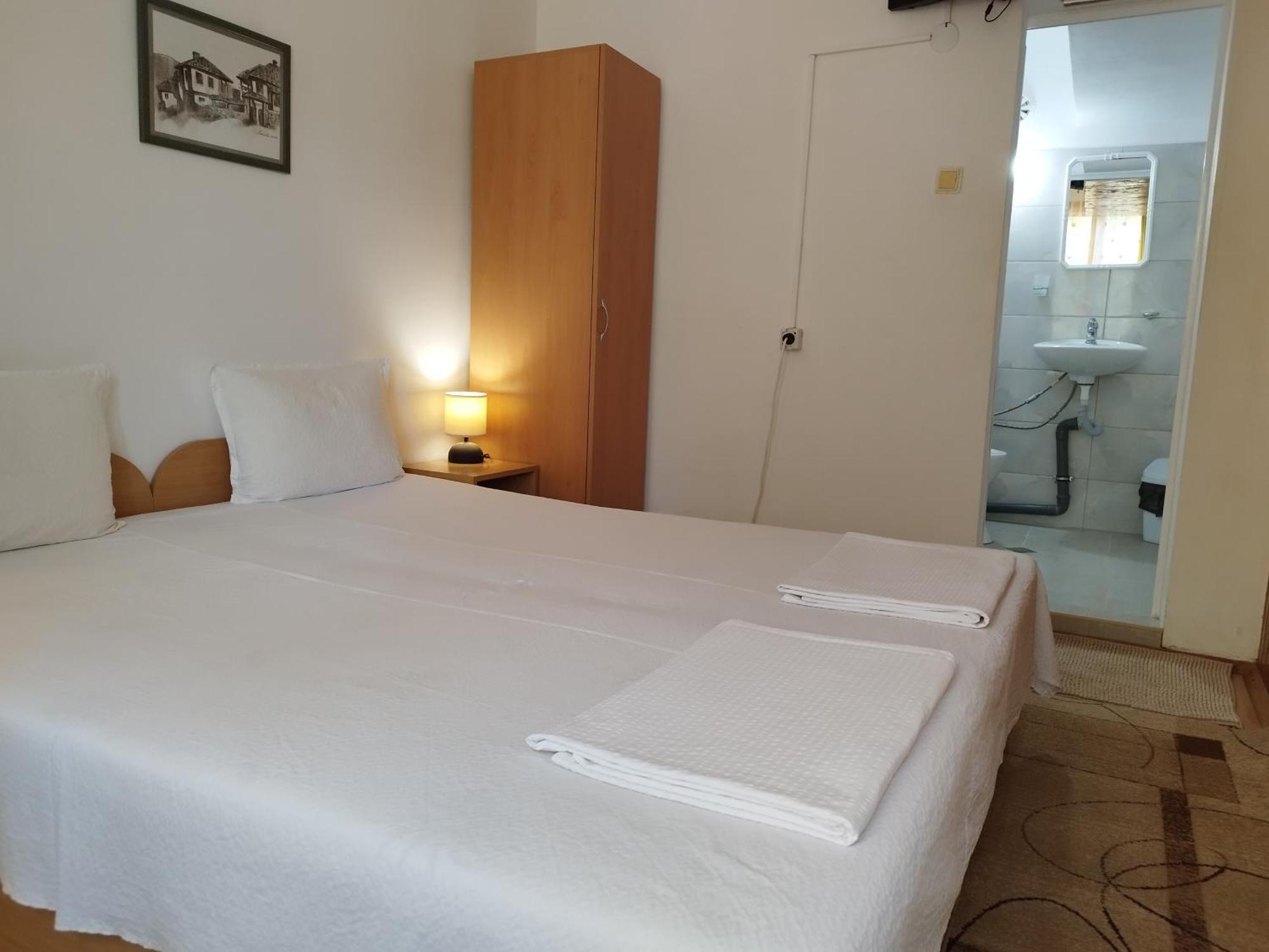 Villa Jun Guest House ベログラドチク エクステリア 写真